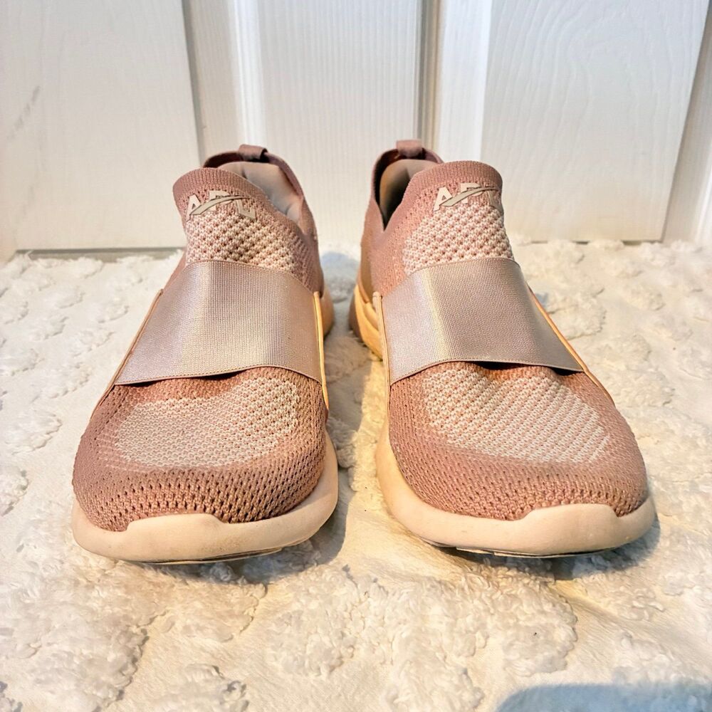 Free People APL Techloom Bliss Sneakers Beachwood Rose Dust Size 7.5